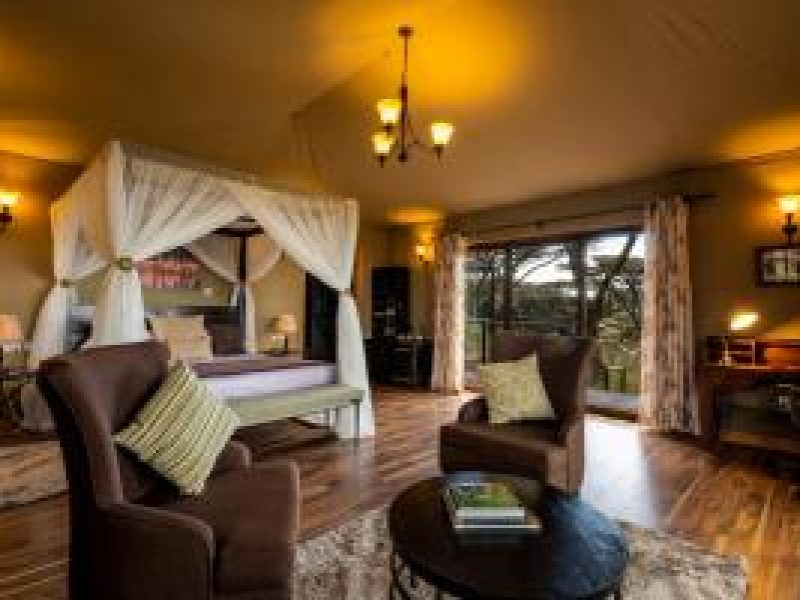 Deluxe Family Tent Ngorongoro